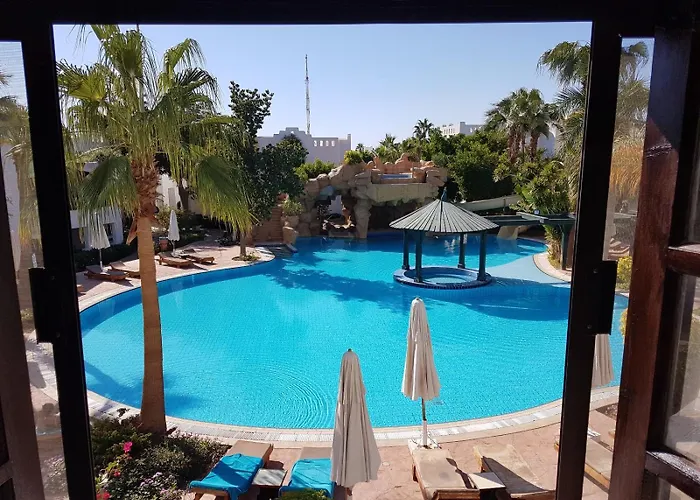 Nour3 Aparthotel 4*