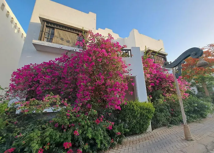 Nour3 Aparthotel 4*