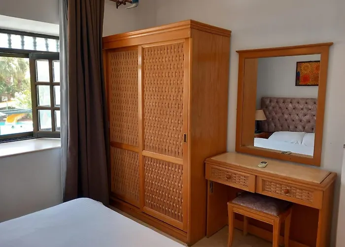 Aparthotel Nour3 4*
